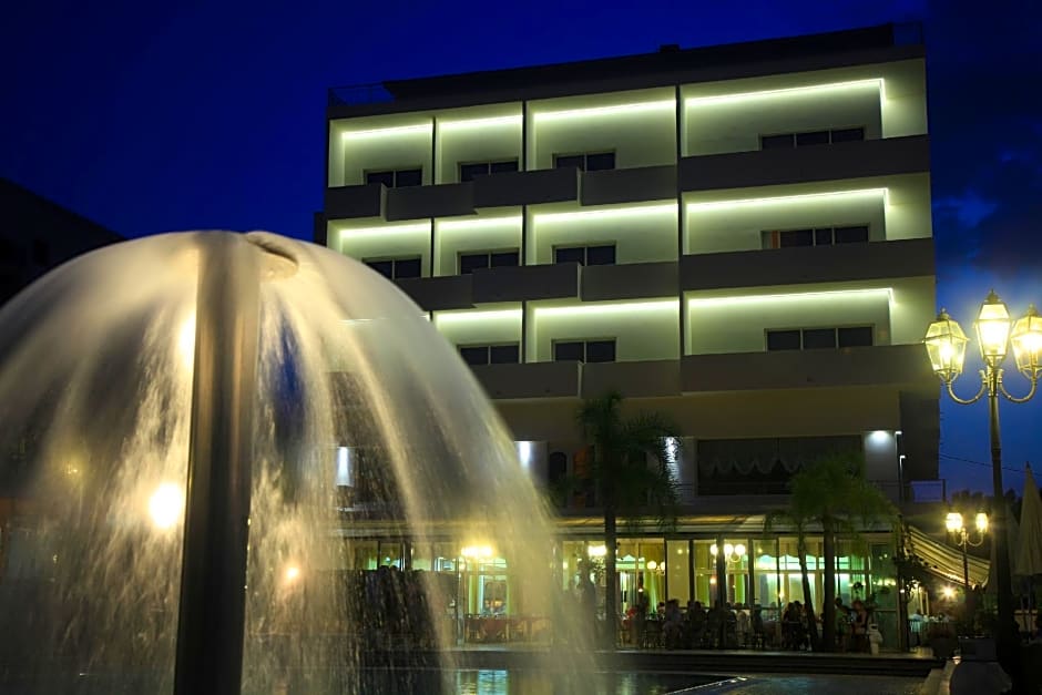 Hotel Santa Lucia Le Sabbie d'Oro