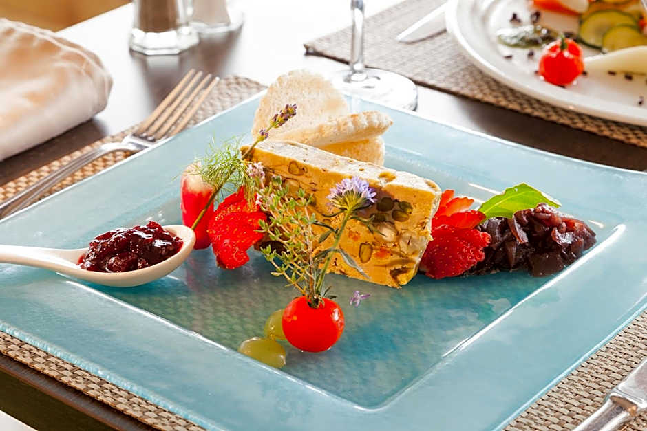 Brit Hotel Confort Amiens