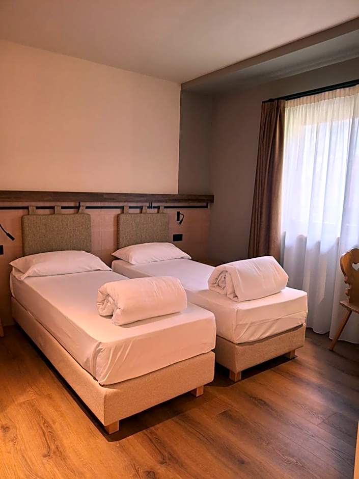 Hotel Dolomiti Saone
