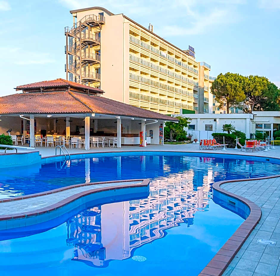 Photo 1 of 50 of Hotel Adria