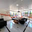 RQ Bangkok Sukhumvit 107 by Collection O