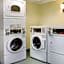 La Quinta Inn & Suites by Wyndham Fremont / Silicon Valley