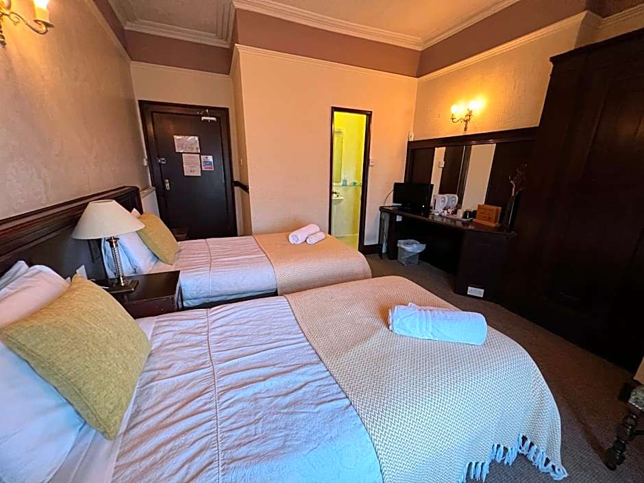 Georgian House Hotel