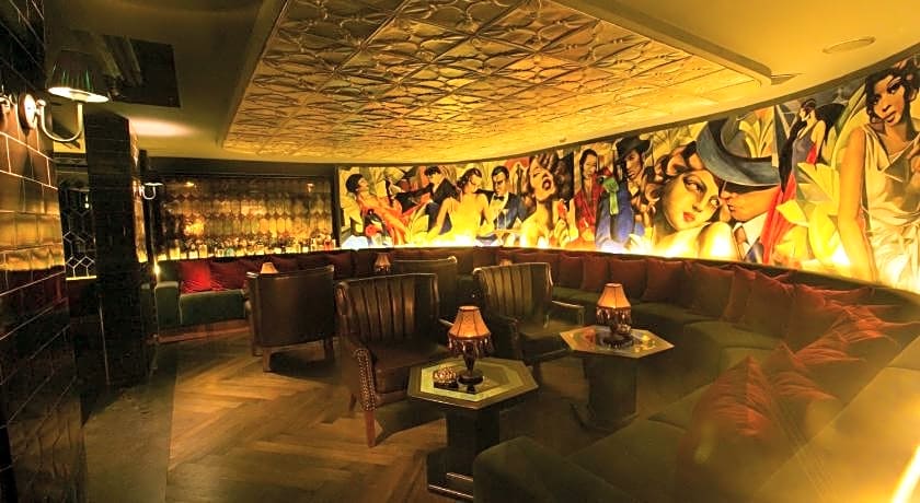 Double-Six Luxury Hotel Seminyak