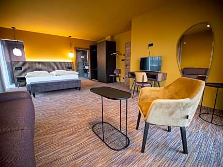 Deluxe Junior Suite
