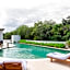Fabulous & Exclusive Apartments With Sea View Pool BBQ Garden