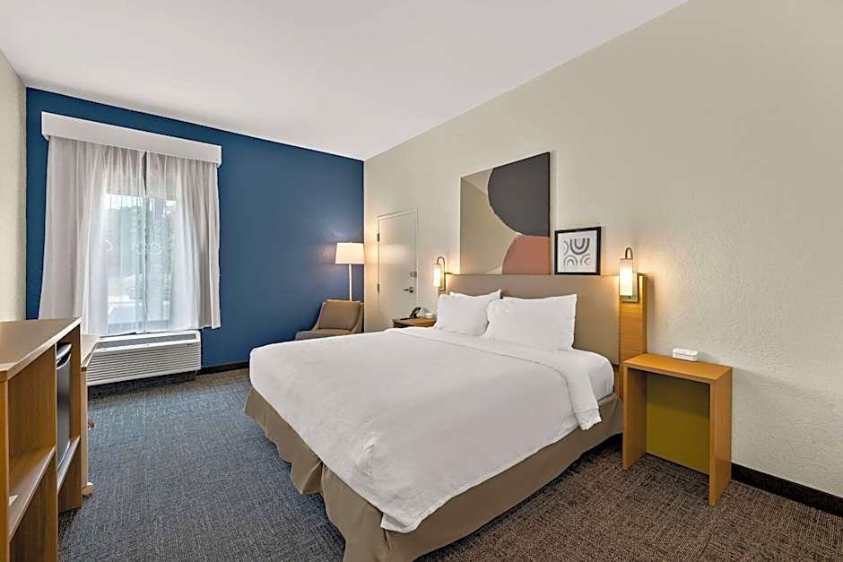 Spark by Hilton Tifton