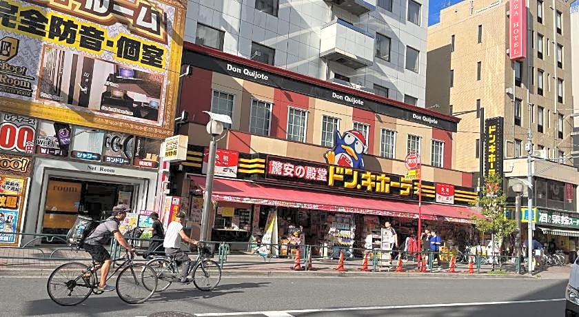 Lucky Hotel