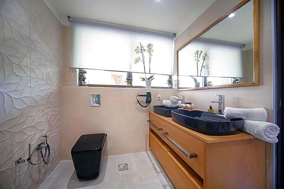 Lilium Luxury Suites