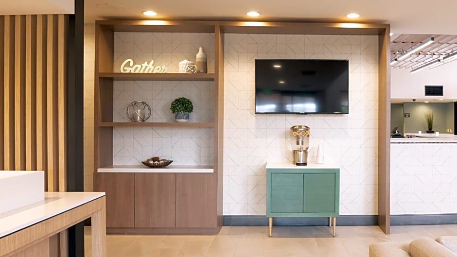 Holiday Inn Santa Ana-Orange County Airport By IHG