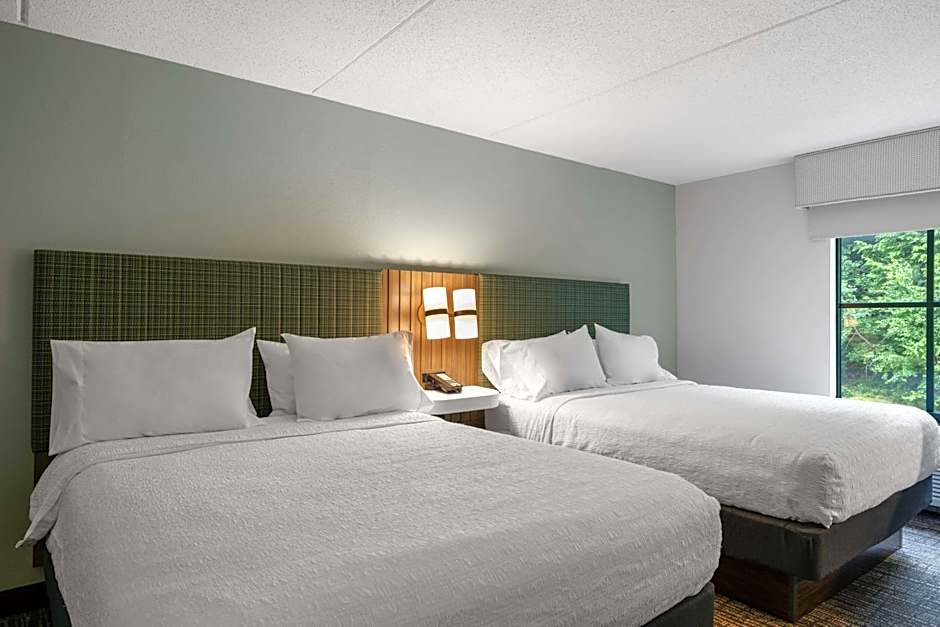 Hampton Inn By Hilton & Suites Lake George, NY