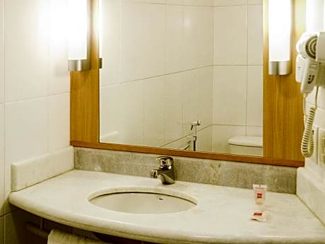 Standard Room with 2 single beds