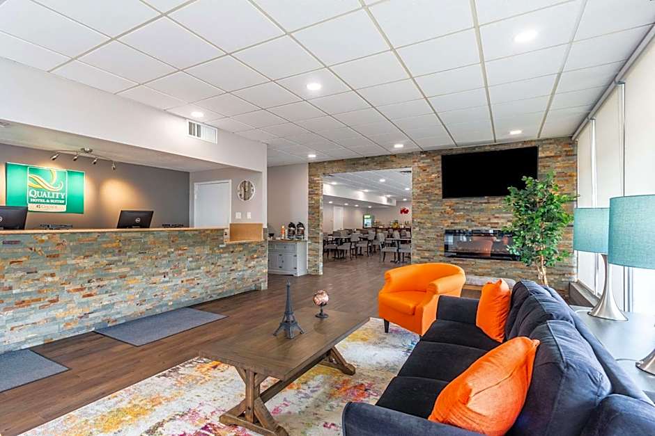 Quality Inn & Suites Vandalia near I-70 and Hwy 51