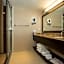 Hilton Winnipeg Airport Suites