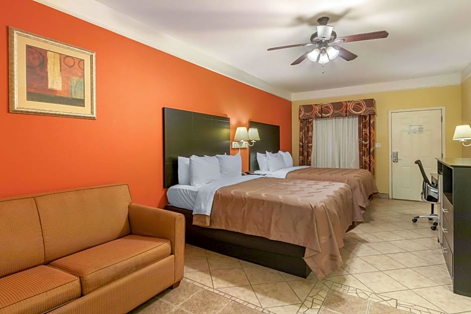 Quality Inn & Suites at The Outlets Mercedes/Weslaco