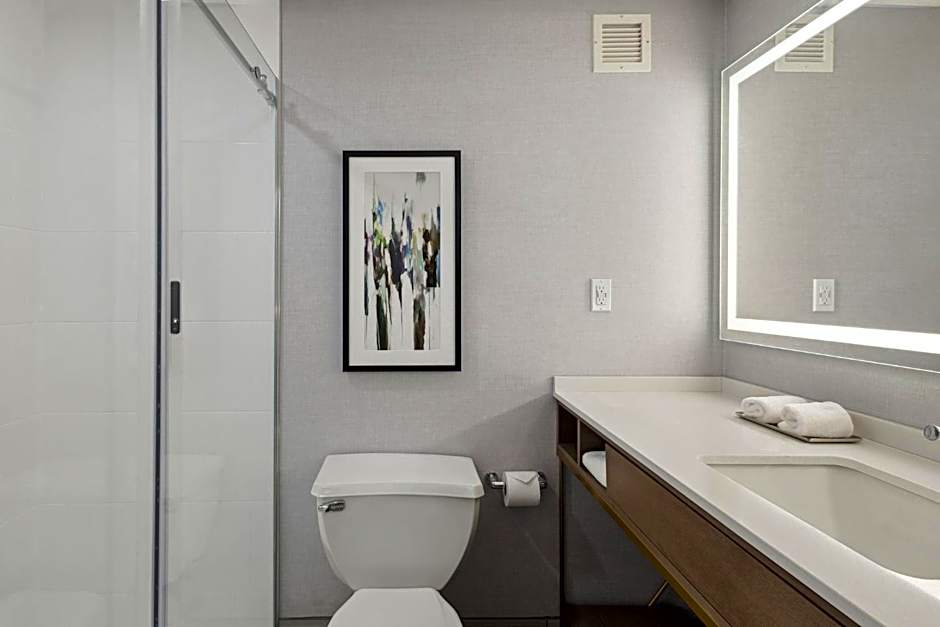 Crowne Plaza Lansing