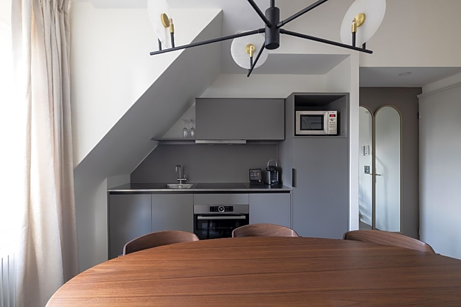 EMA House Serviced Apartments - Superior Standard - Unterstrass