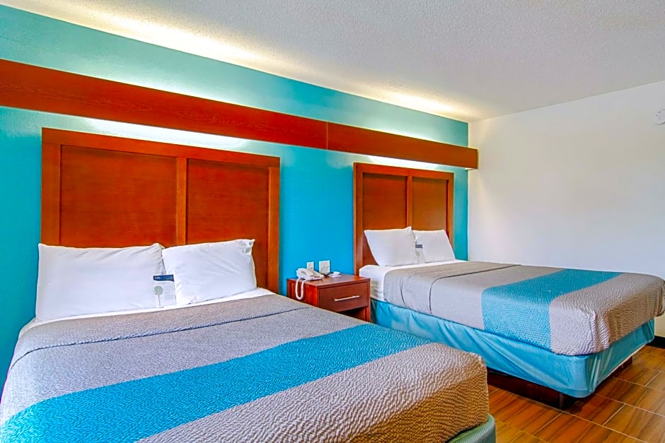 Americas Best Value Inn & Suites Brunswick