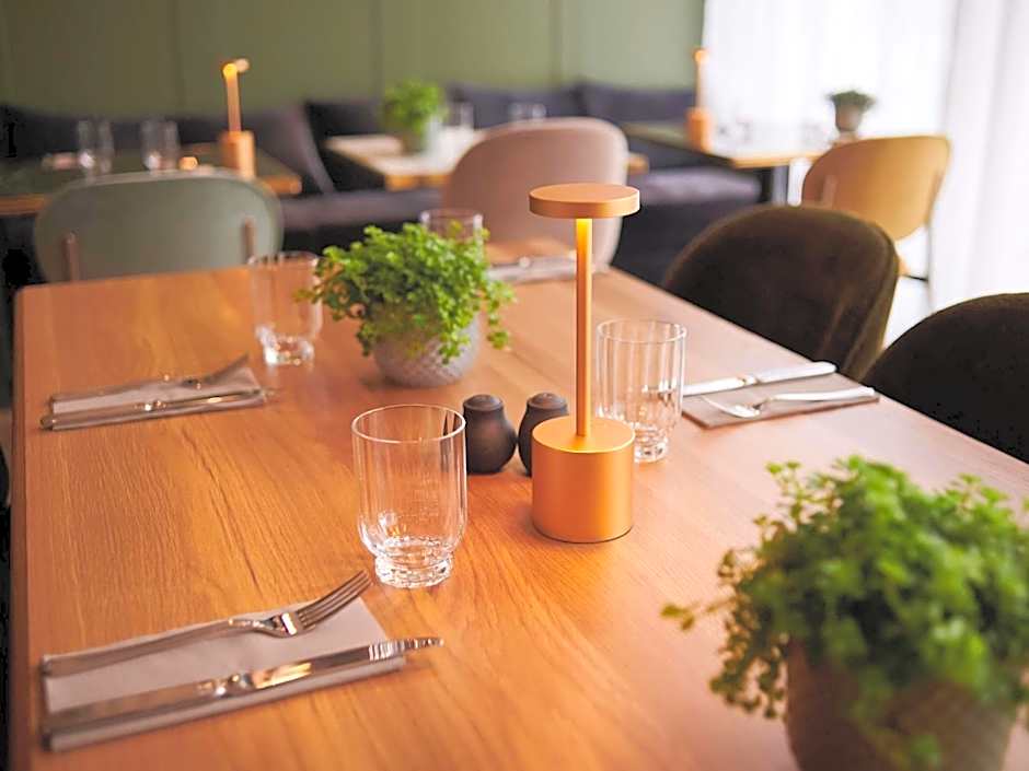 Square Lodge Hotel La Roche sur Yon - Handwritten Collection