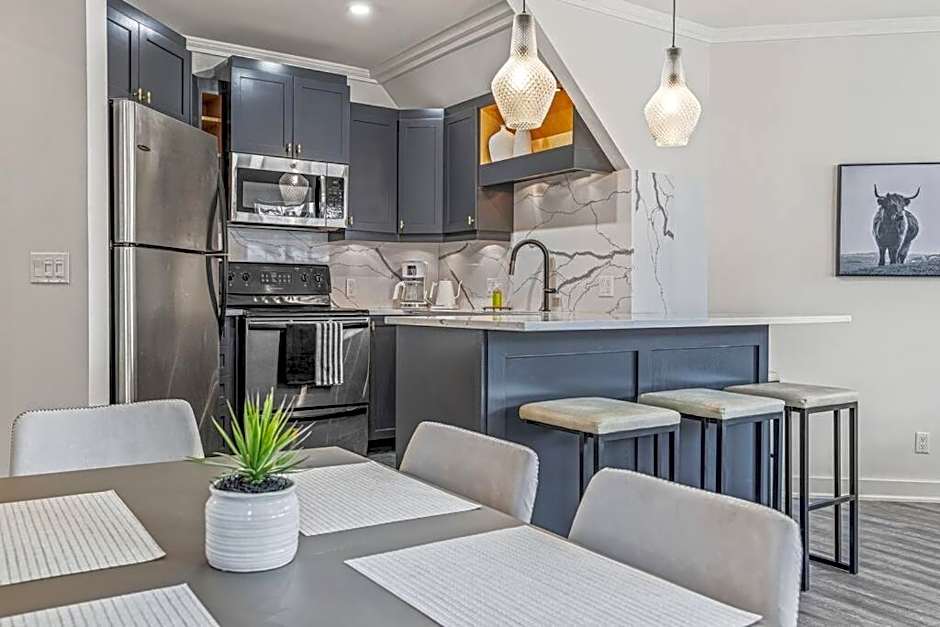 Mountain Vista Escape Downtown