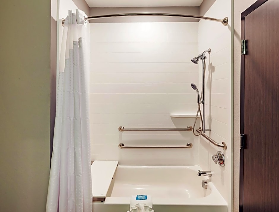 Holiday Inn Express & Suites Perryton By IHG