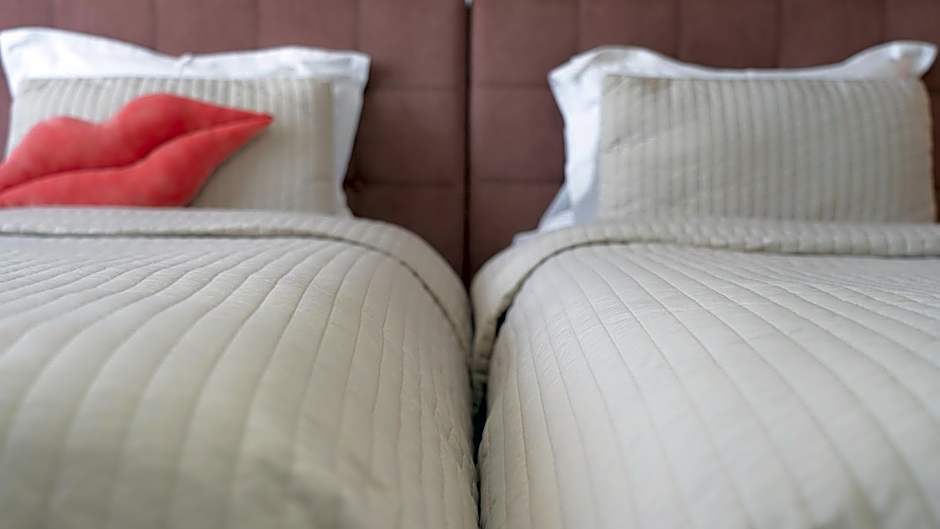 Avenue Parliament Old Town - Avenue Hotels