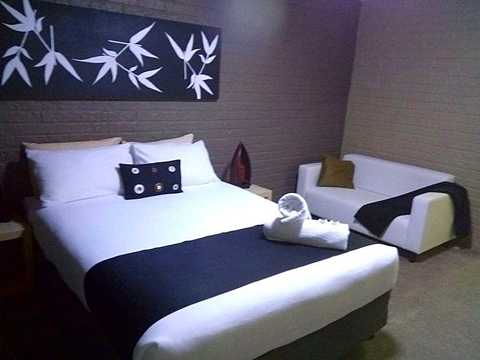 Lancelin Sands Hotel