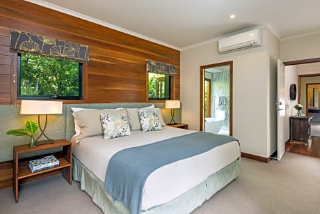 Two-Bedroom Luxury Forest Villa