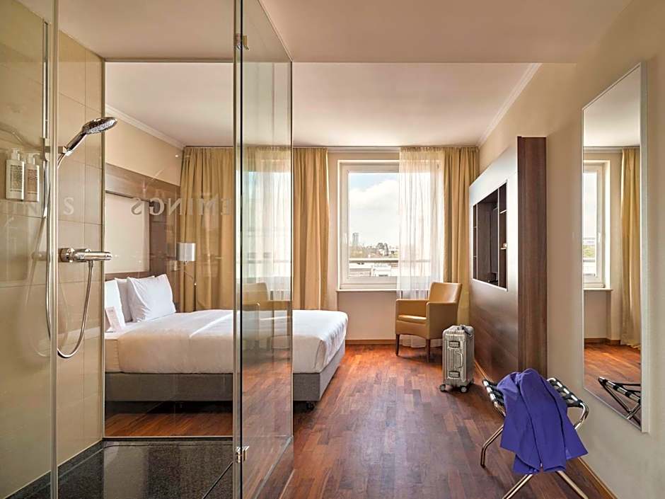 Fleming's Hotel Frankfurt Main-Riverside