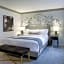 The Gwen, a Luxury Collection Hotel, Michigan Avenue Chicago