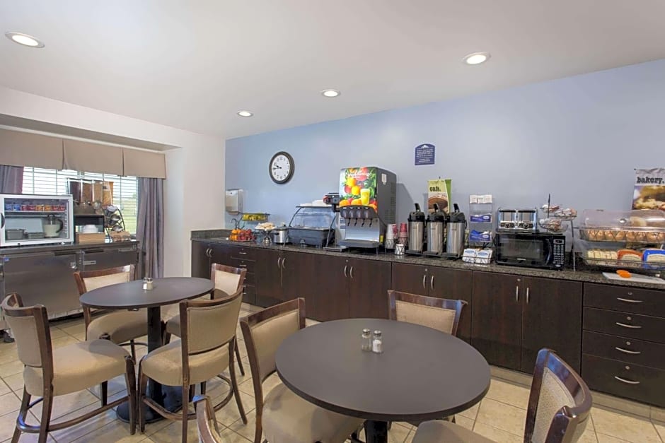 Microtel Inn & Suites By Wyndham Klamath Falls