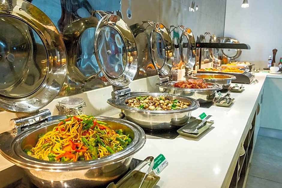 Furama Darling Harbour