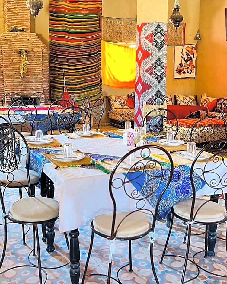 Hotel Camping Les Roses Des Dunes & Piscine