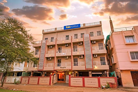 FabHotel 4 Star Executive