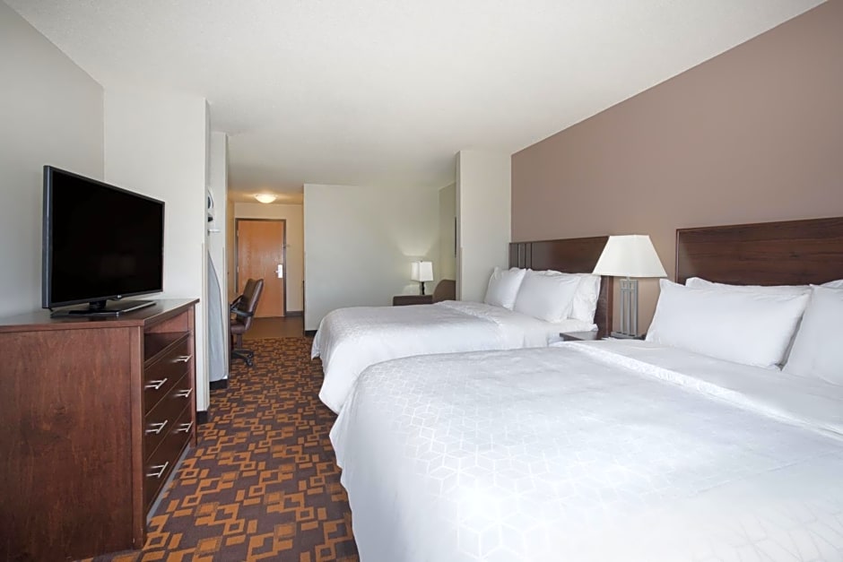 Holiday Inn Express Suites Yankton Hotel By IHG