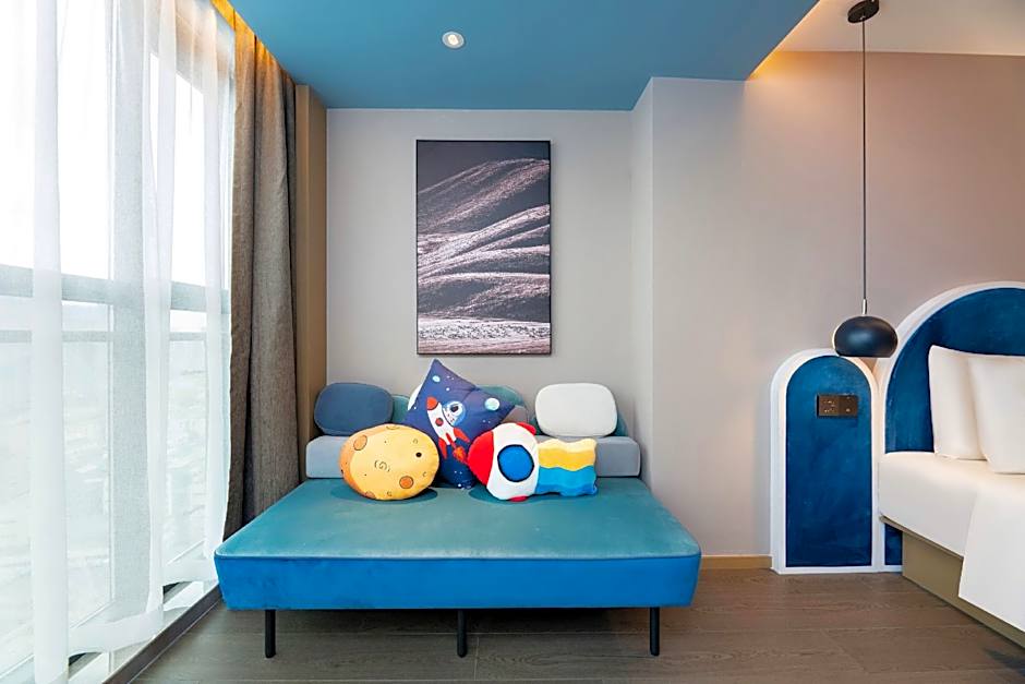 Atour Light Hotel Changsha Wuyi Square IFS Pedestrian Street