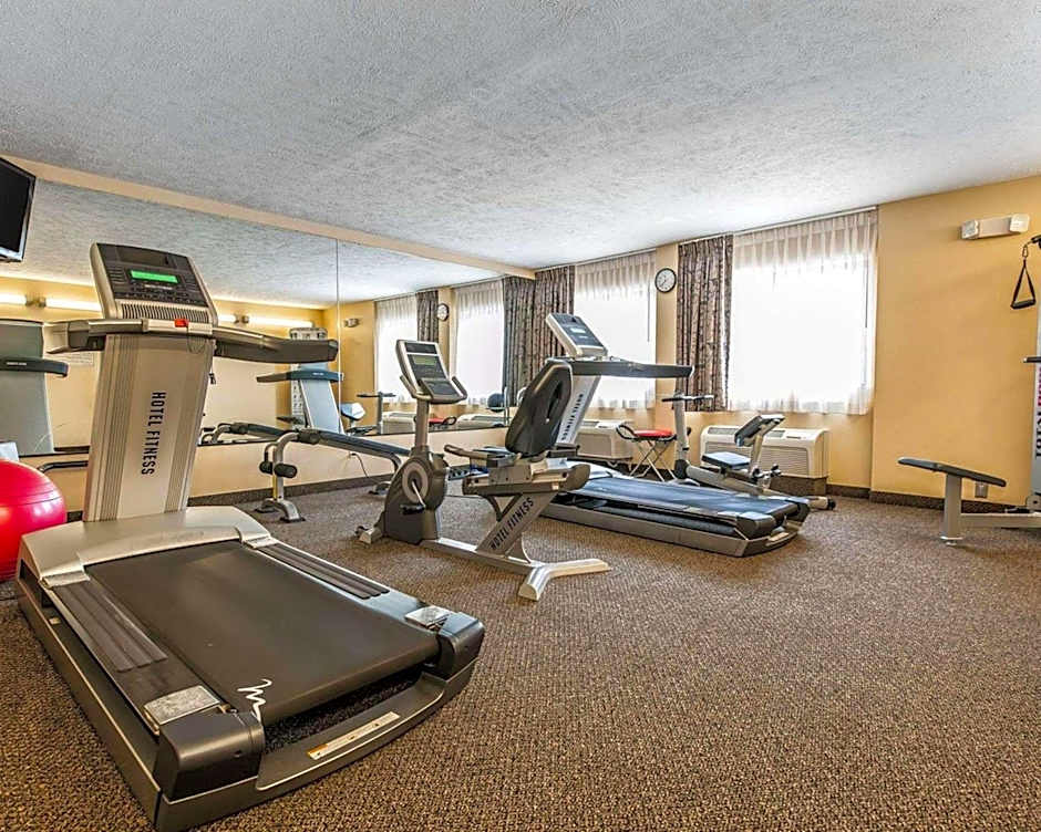 Quality Inn & Suites Mattoon South