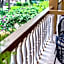 Royal Lake View Gardens