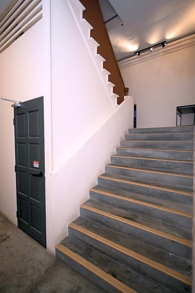 Swing & Pillows - 75 Muntri, Penang