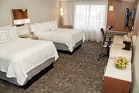 Double Room with Two Double Beds - Hearing Accessible