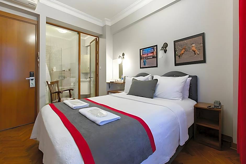 Queen Seagull Boutique Hotel