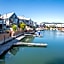 WATERFRONT 2 BR Home with mooring at Knysna Quays - life on the water
