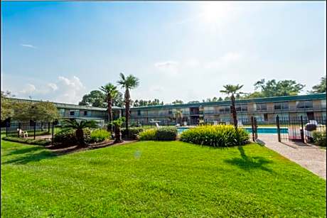OYO Hotel Audubon Baton Rouge Port Allen I-10