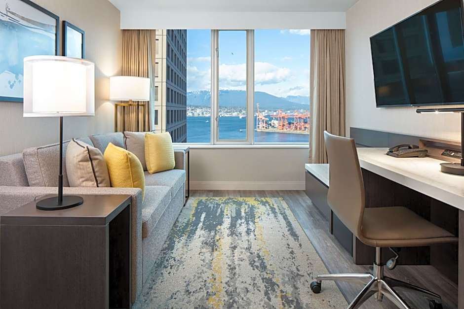 Delta Hotels by Marriott Vancouver Downtown Suites