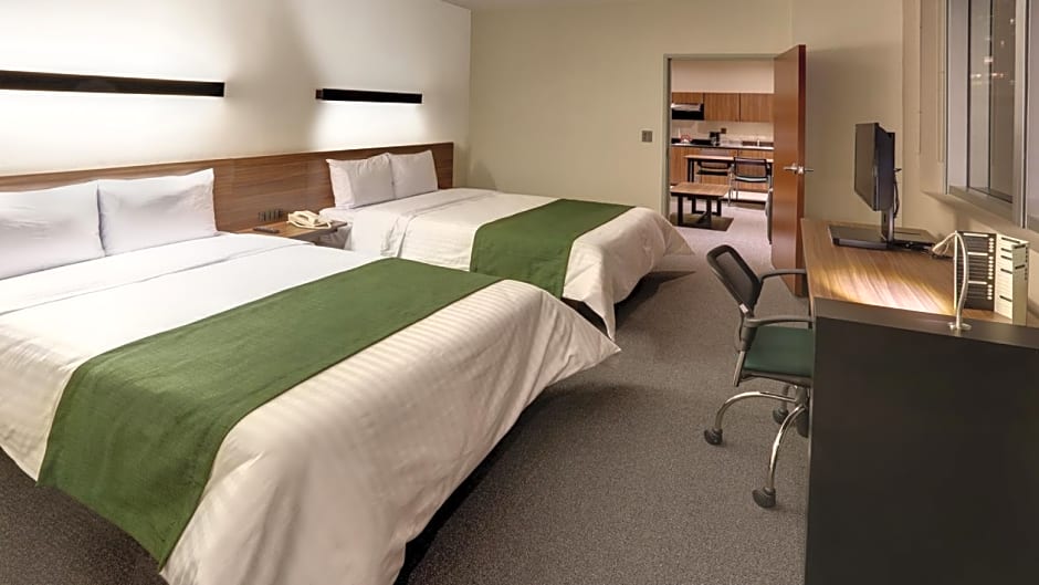 City Express Suites by Marriott Ciudad de México Santa Fe