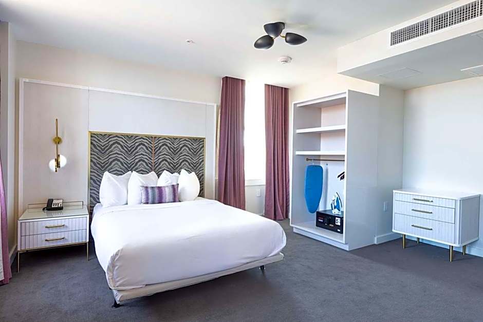 The Kelly Birmingham, Tapestry Collection by Hilton