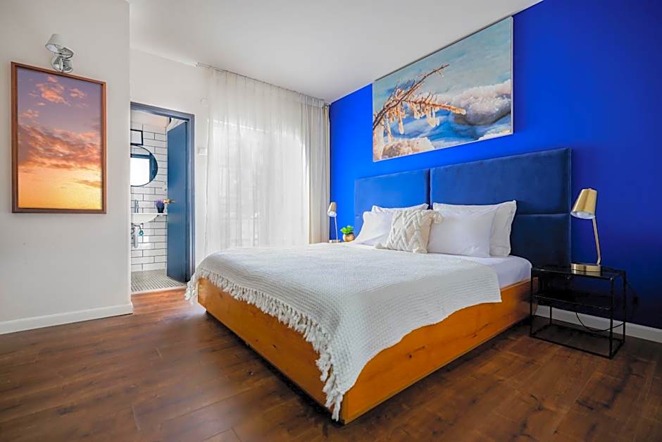Photo 1 of 4 of 1 Double Bed or 2 Beds
