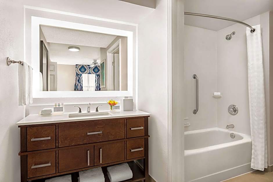 Homewood Suites By Hilton Fort Myers