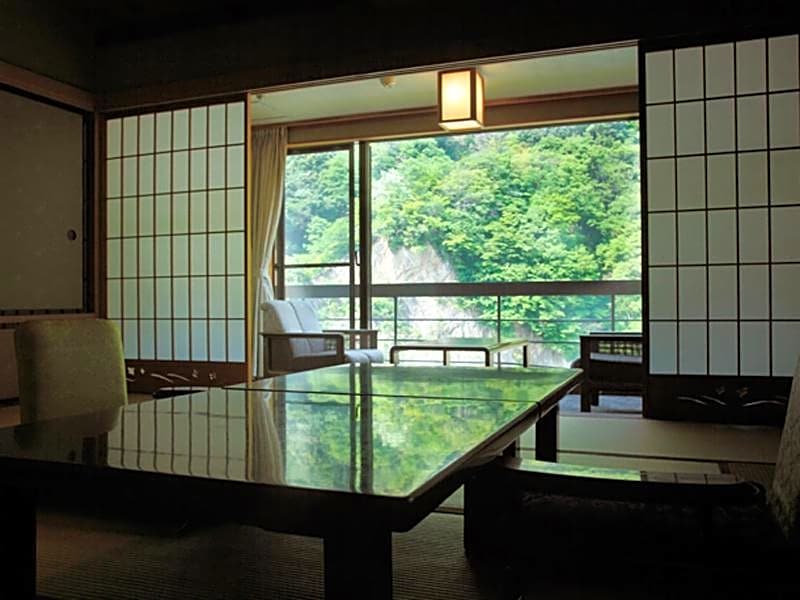 Enraku
