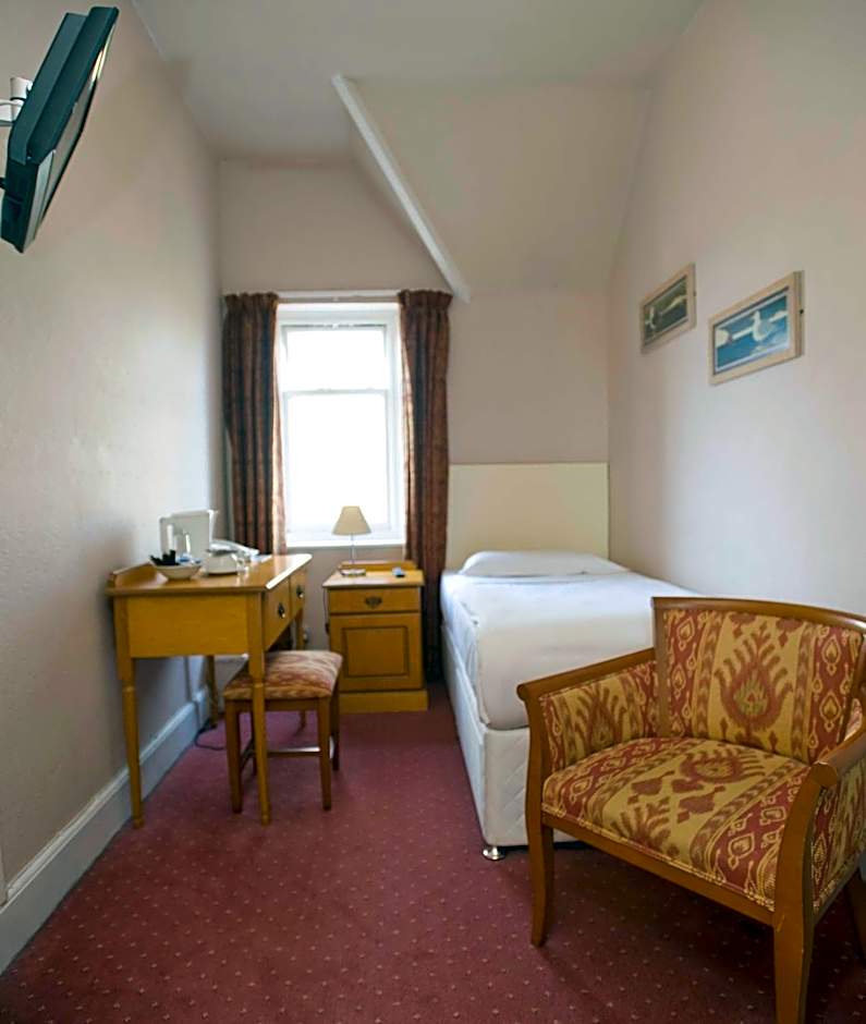 Tree Hotel at Iffley